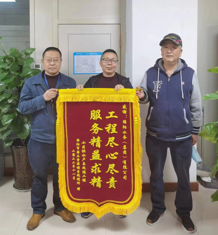 221927110.jpg 221927110.jpg